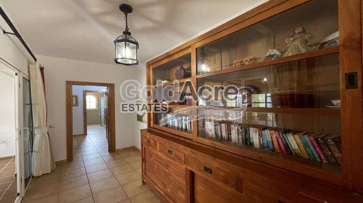 Image No.48-4 Bed Villa for sale