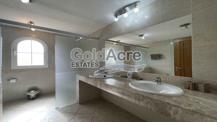 Image No.61-4 Bed Villa for sale