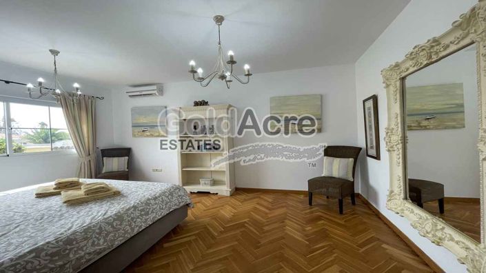 Image No.64-4 Bed Villa for sale