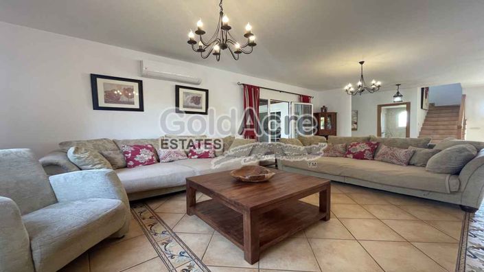 Image No.4-3 Bed Villa for sale