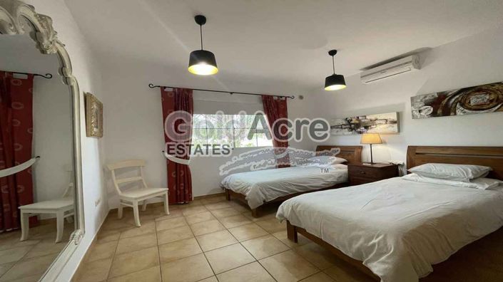 Image No.8-3 Bed Villa for sale