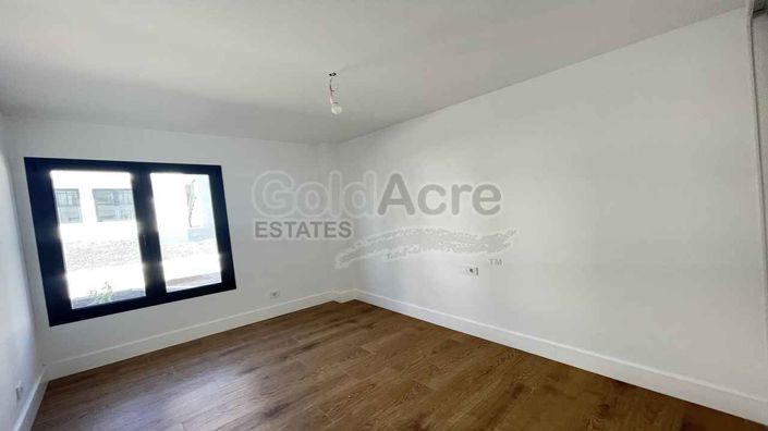 Image No.21-2 Bed Apartment for sale