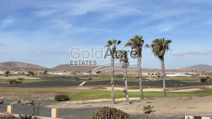 Image No.20-3 Bed Villa for sale