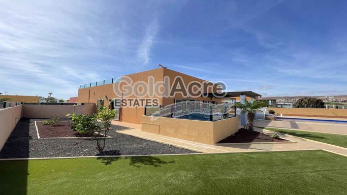 Image No.21-3 Bed Villa for sale