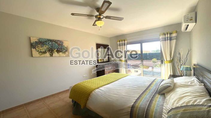 Image No.42-3 Bed Villa for sale