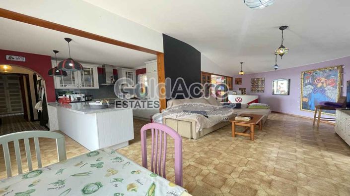 Image No.20-2 Bed Villa for sale