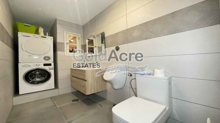 Image No.32-2 Bed Villa for sale