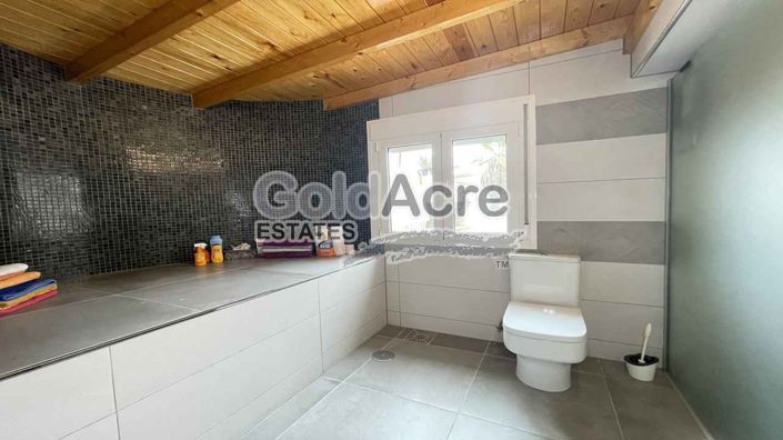 Image No.38-2 Bed Villa for sale