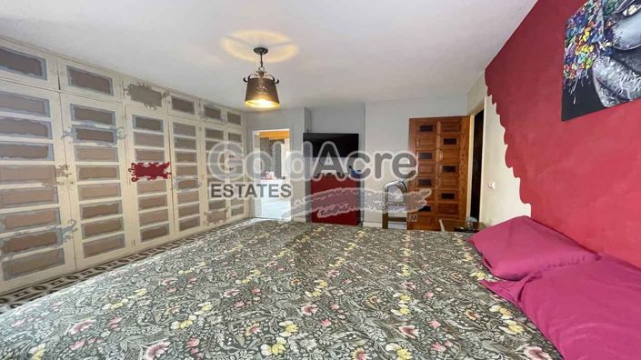 Image No.60-2 Bed Villa for sale