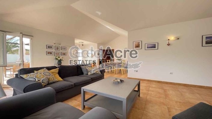 Image No.33-3 Bed Villa for sale