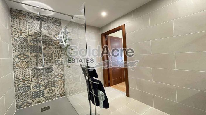 Image No.59-3 Bed Villa for sale