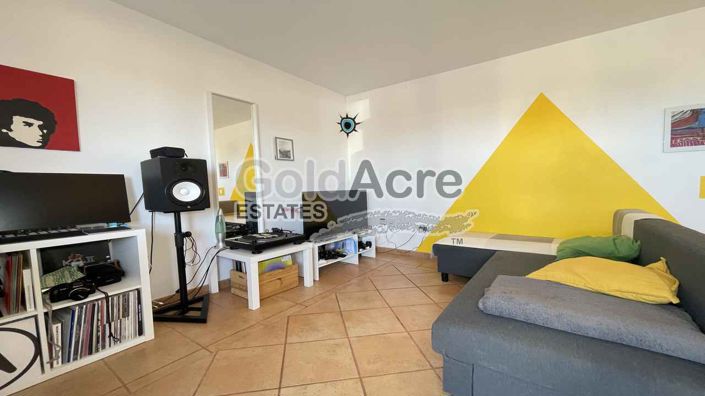 Image No.17-1 Bed Villa for sale