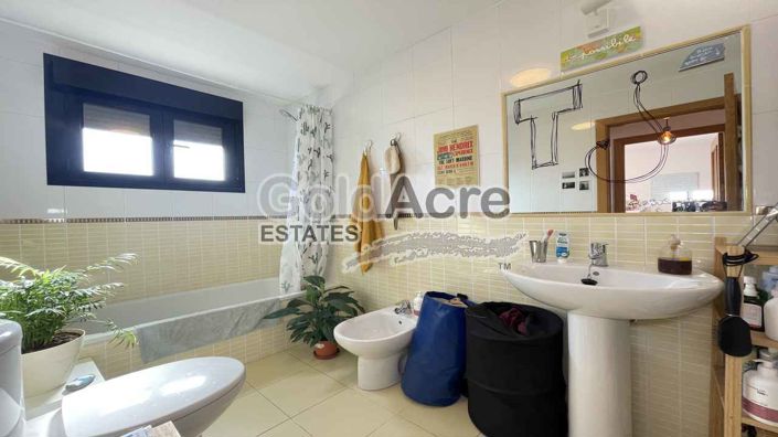 Image No.7-1 Bed Villa for sale