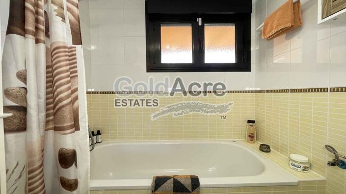 Image No.34-2 Bed House for sale