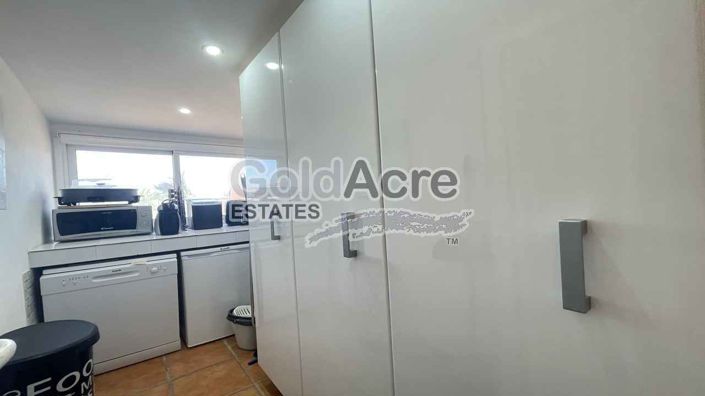 Image No.26-3 Bed Apartment for sale