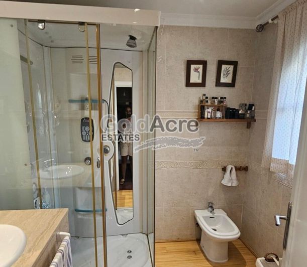 Image No.9-4 Bed Villa for sale