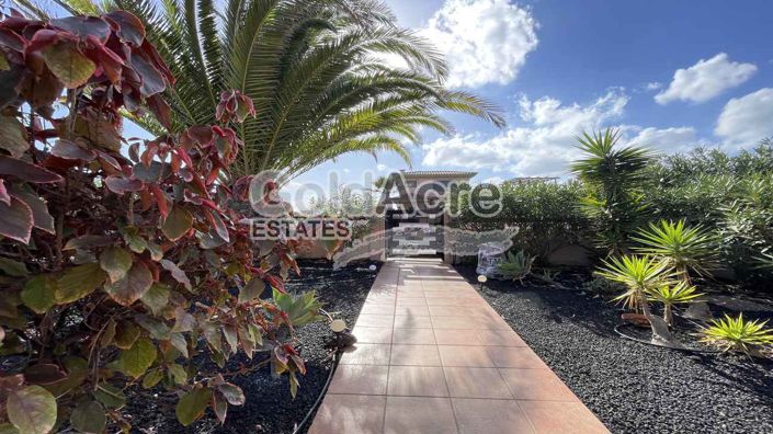 Image No.11-2 Bed Villa for sale