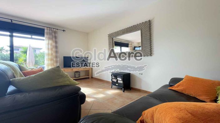 Image No.23-2 Bed Villa for sale