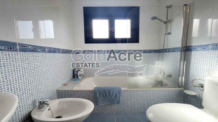 Image No.35-2 Bed Villa for sale