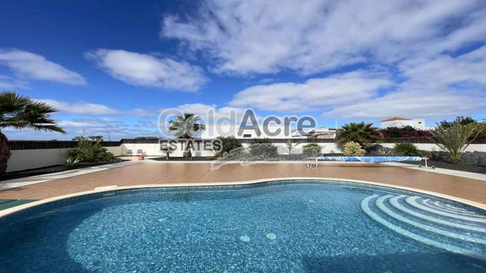 Image No.3-3 Bed Villa for sale