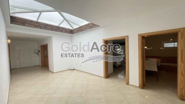 Image No.6-3 Bed Villa for sale