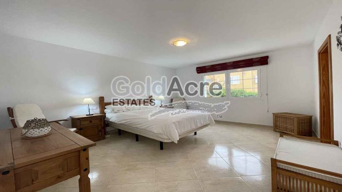 Image No.7-3 Bed Villa for sale