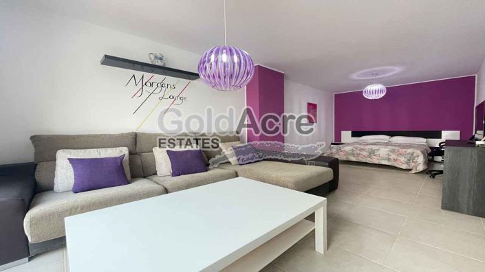 Image No.6-4 Bed Property for sale