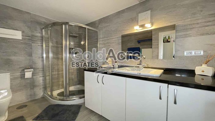 Image No.8-2 Bed Duplex for sale