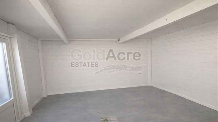 Image No.9-2 Bed Villa for sale