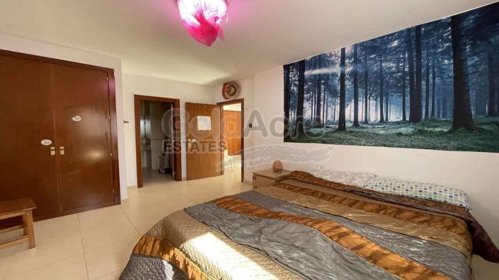 Image No.5-4 Bed Villa for sale