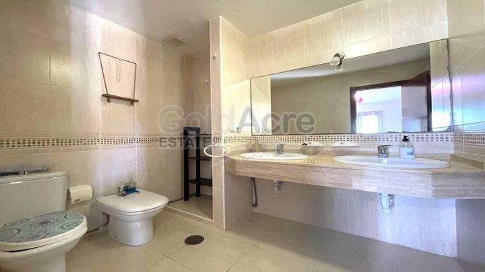 Image No.7-4 Bed Villa for sale