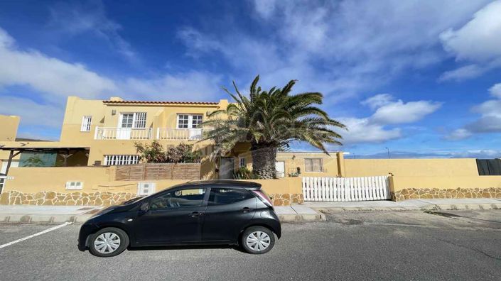 Image No.10-3 Bed Villa for sale