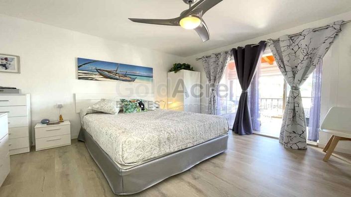 Image No.9-2 Bed House for sale