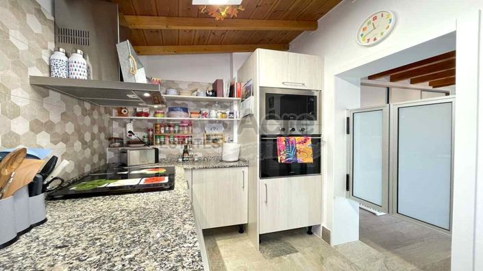 Image No.22-2 Bed House for sale