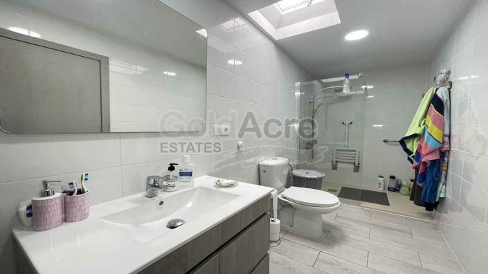 Image No.26-3 Bed Villa for sale