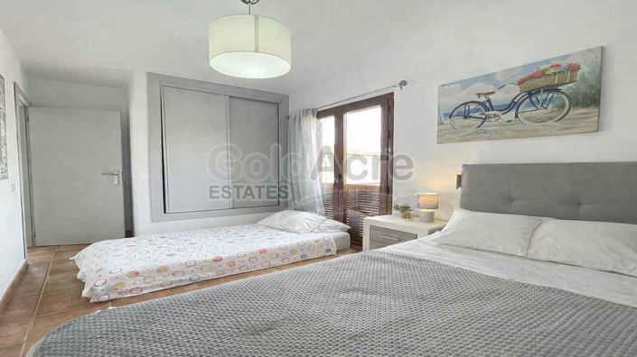 Image No.29-3 Bed Villa for sale