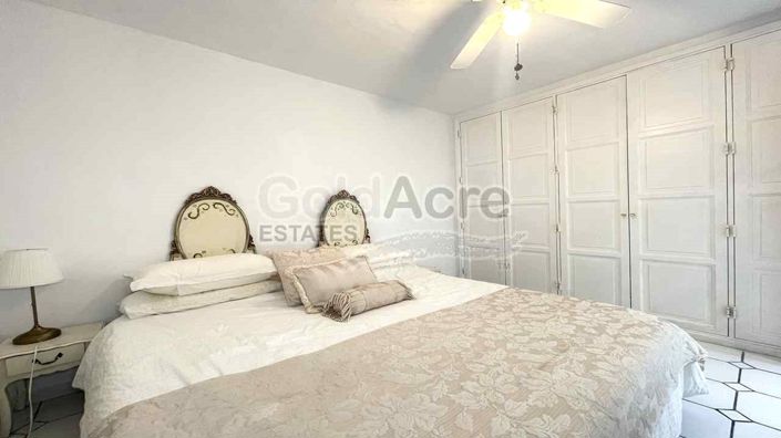 Image No.9-3 Bed Villa for sale