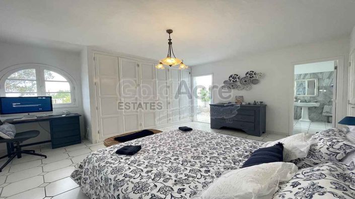 Image No.11-3 Bed Villa for sale