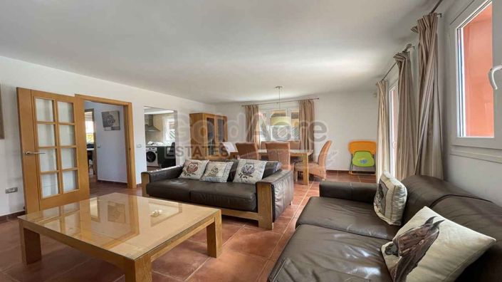 Image No.5-3 Bed Villa for sale