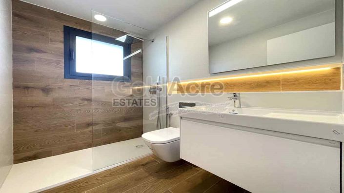 Image No.20-2 Bed Apartment for sale