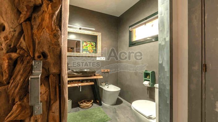 Image No.40-3 Bed Villa for sale