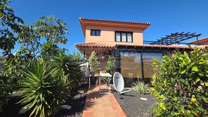 Image No.12-2 Bed Villa for sale