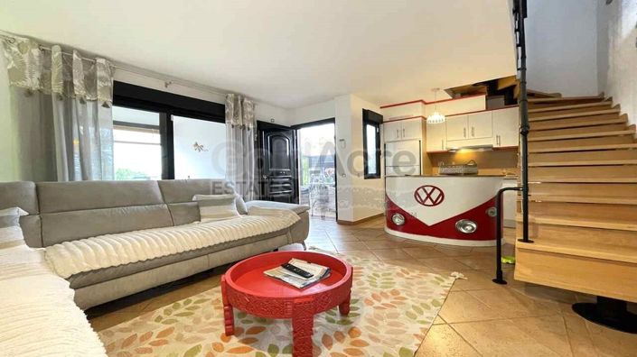 Image No.20-2 Bed Villa for sale