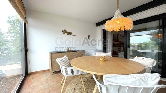 Image No.15-2 Bed Villa for sale