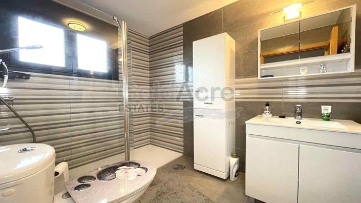 Image No.25-2 Bed Villa for sale