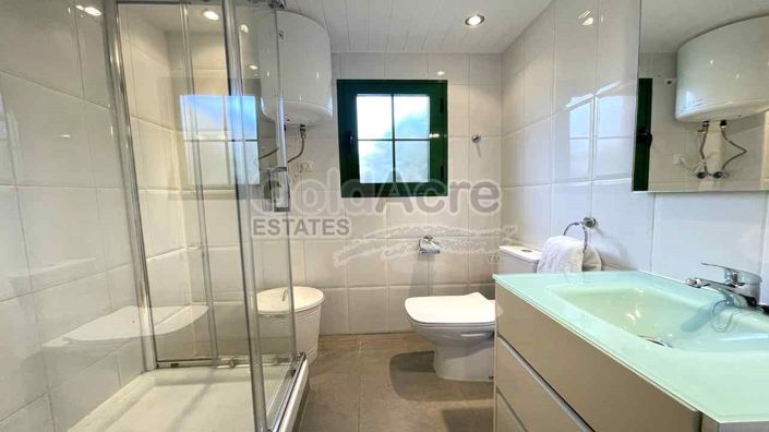 Image No.24-1 Bed Apartment for sale