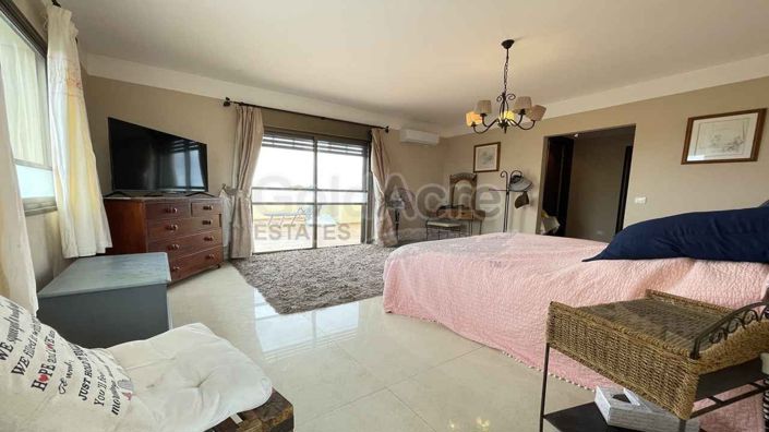 Image No.45-3 Bed Villa for sale