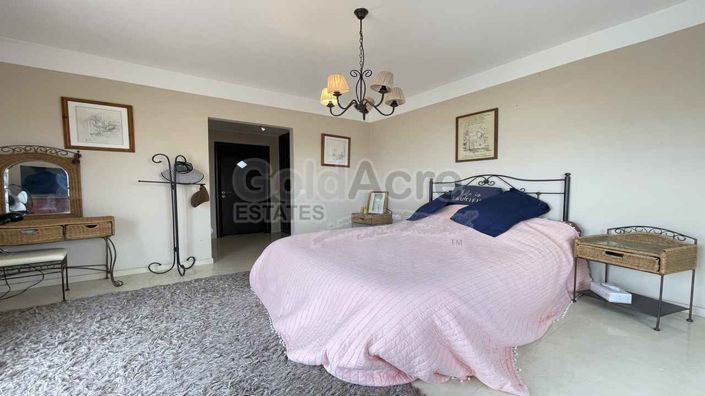 Image No.61-3 Bed Villa for sale
