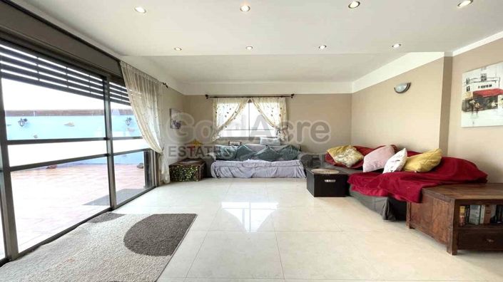 Image No.21-3 Bed Villa for sale