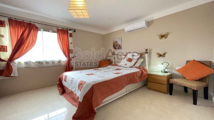 Image No.36-3 Bed Villa for sale